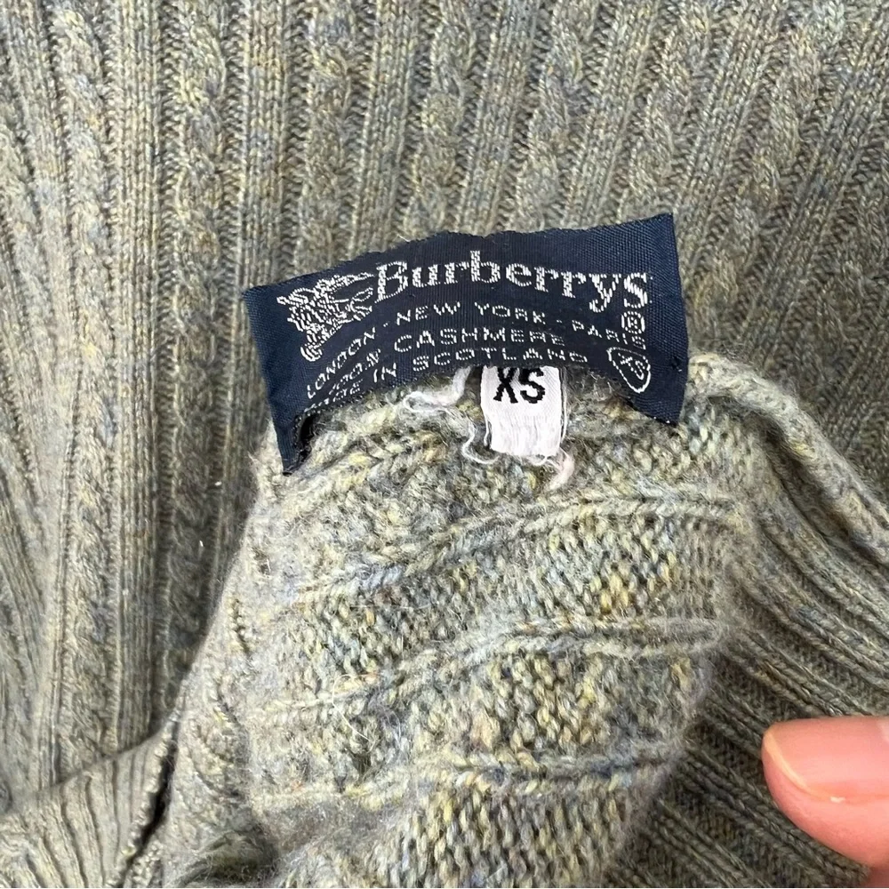 Burberry 100% Cashmere Turtleneck Cable knit Sweater - Picture 3 of 8
